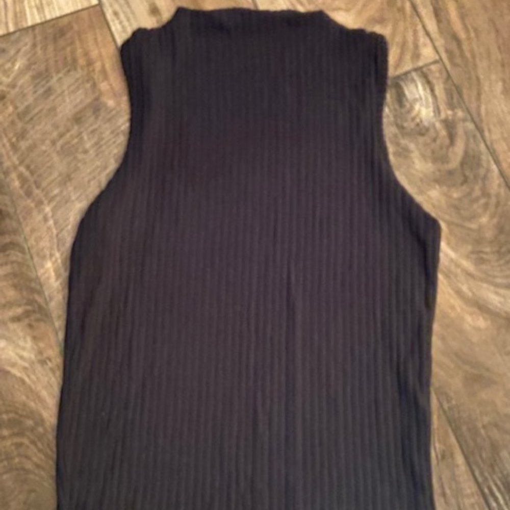 Zara Ribbed Fitted Tank Top